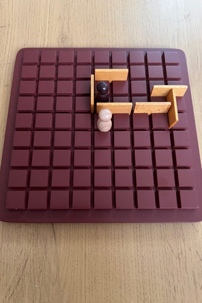 コリドール　壁を利用して遠回りをさせる例の画像